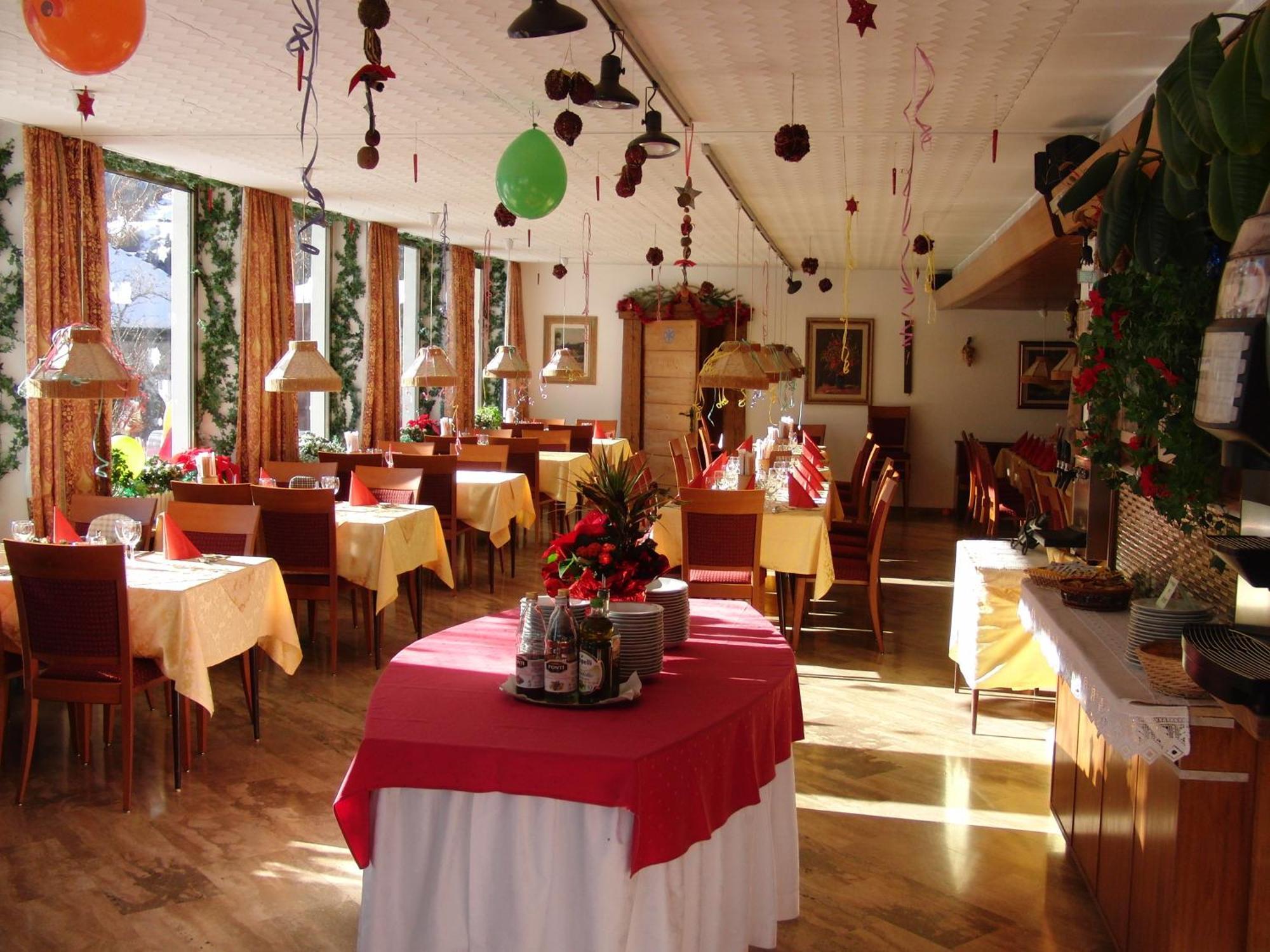 Hotel Villa Emilia Ortisei Exterior foto