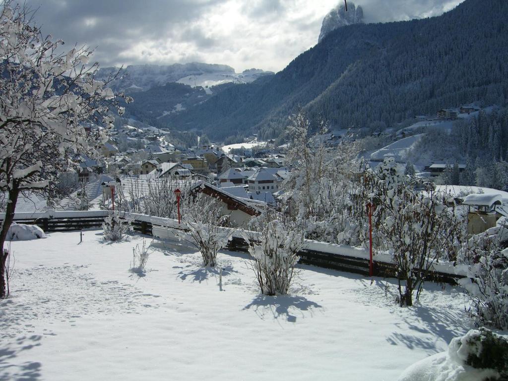 Hotel Villa Emilia Ortisei Exterior foto